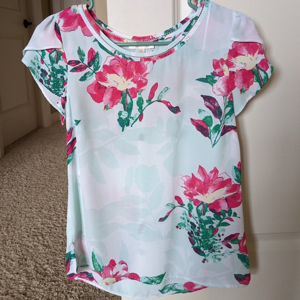 Skies Are Blue Galice Tulip Sleeve Blouse